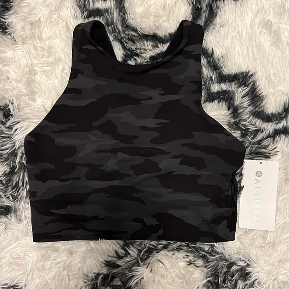 Athleta Tops - Athleta A-C Conscious Crop Printed Top